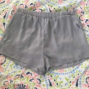 Gray silky shorts with pockets size Large